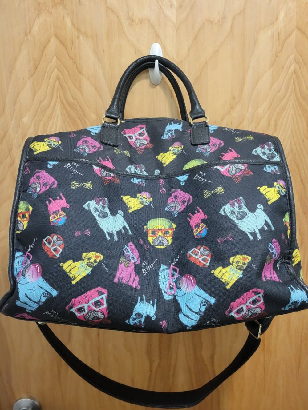 Betsey Johnson Pug Weekender Bag & Lunch Tote - Picture 3 of 13